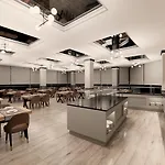Golden Rock Hotel&spa Готель 4*