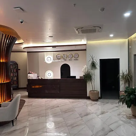 Готель Golden Rock Hotel&spa 4*