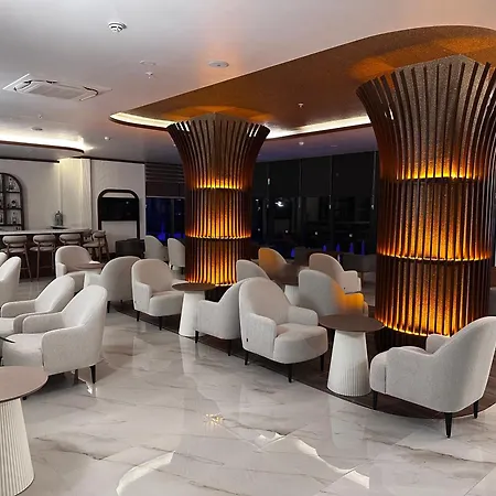 Golden Rock Hotel&spa 4* Сіде