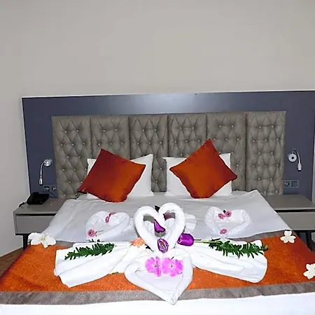 Otel Golden Rock Hotel&spa