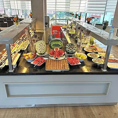 Golden Rock Hotel&spa Side