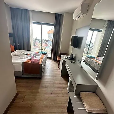 Otel Golden Rock Hotel&spa