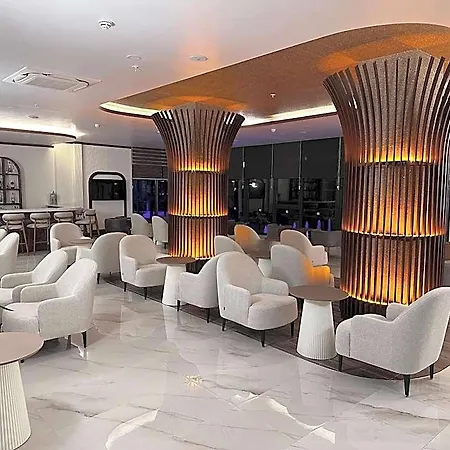Golden Rock Hotel&spa Otel