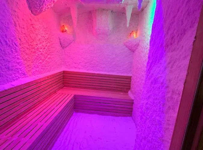 Golden Rock Hotel&spa