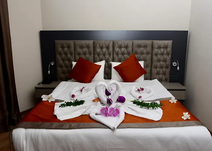 Golden Rock Hotel&spa