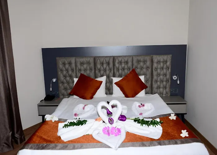 Golden Rock Hotel&spa