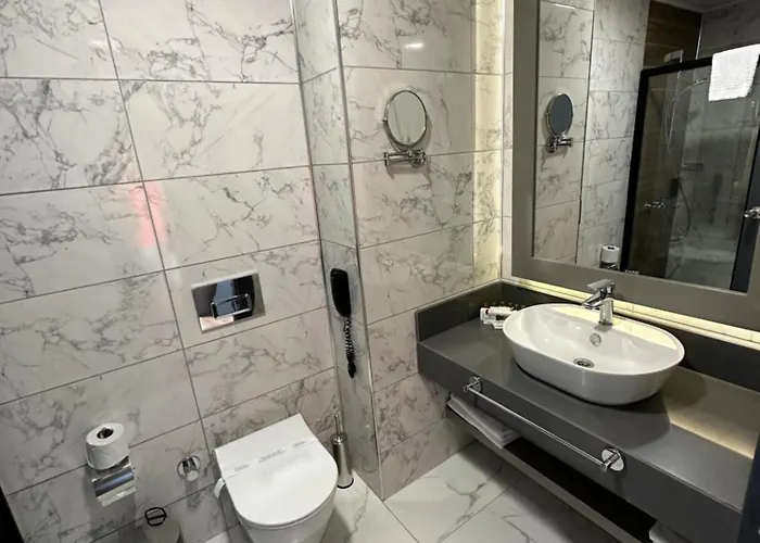 Hotel Golden Rock Hotel&spa