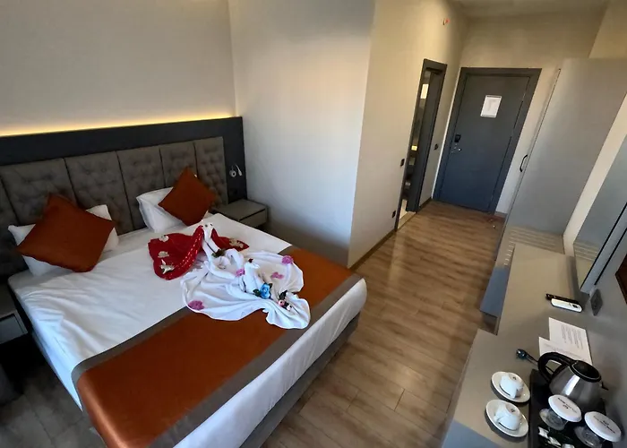 Hotel Golden Rock Hotel&spa 4*