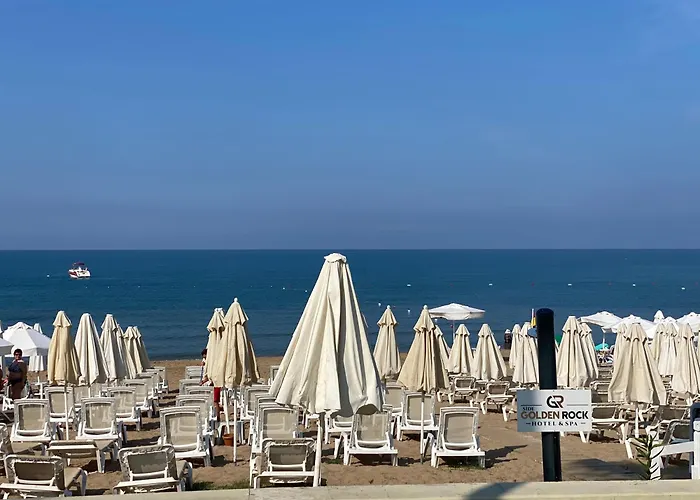 Golden Rock Hotel&spa Side